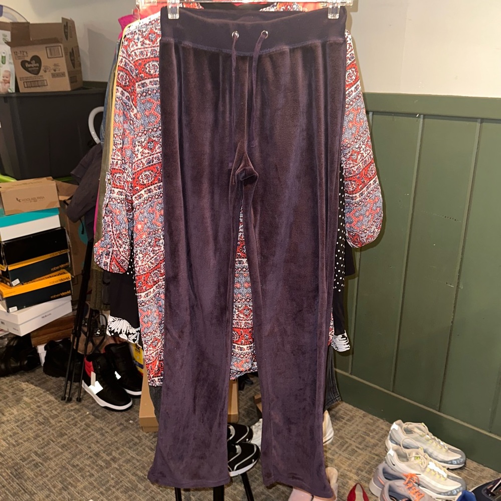 Women’s sweatpants size m